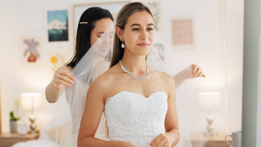 How Long Before the Wedding Should You Buy Your Dress?